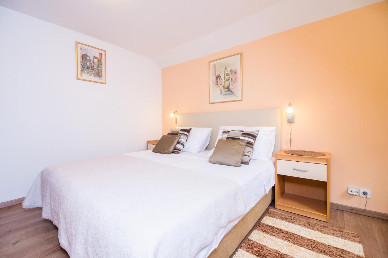 Apartment Neve