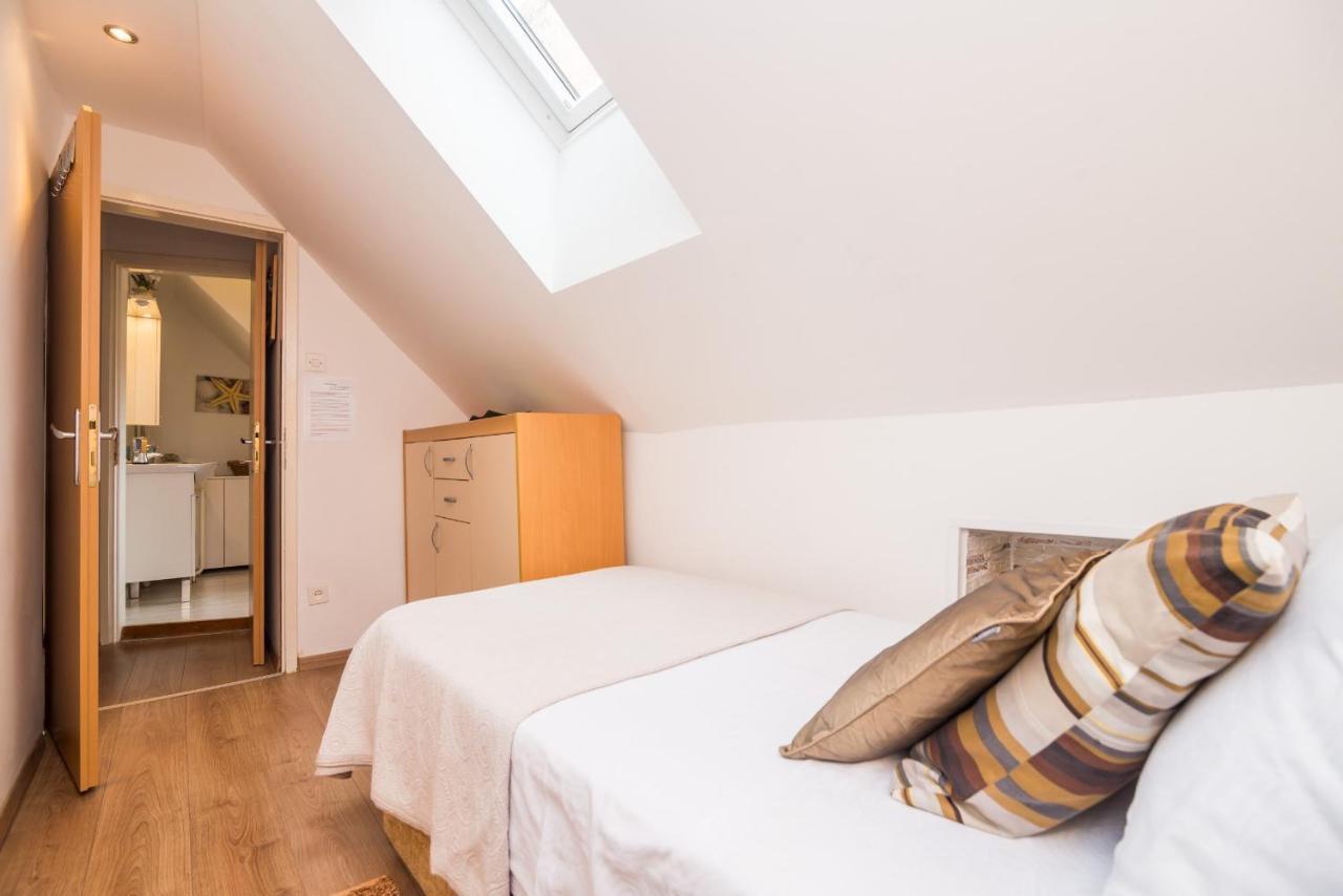 Neve Apartment *